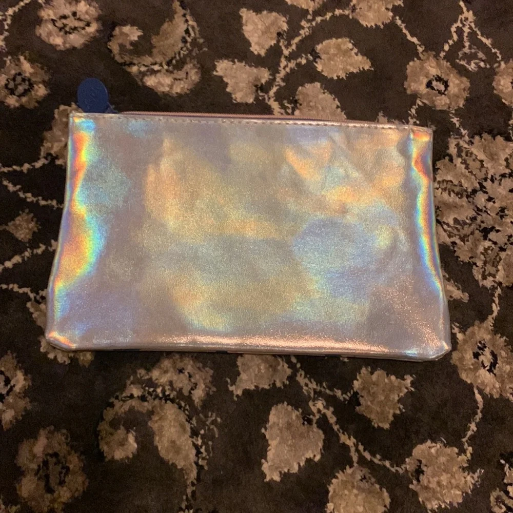 🌻 HOST PICK 🌻 ⛱  Ipsy Umbrella Patterned Makeup Bag ⛱ - Picture 3 of 5